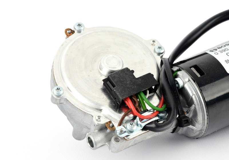 Windshield wiper motor for BMW 7 Series E38 (OEM 67638352150). Original BMW