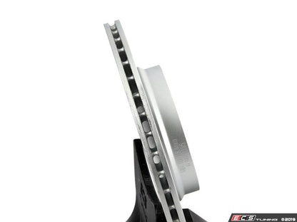 Disco de freno trasero ventilado perforado OEM 34216864135 para MINI Clubman F54, Clubman F54 LCI, Countryman F60. Original MINI