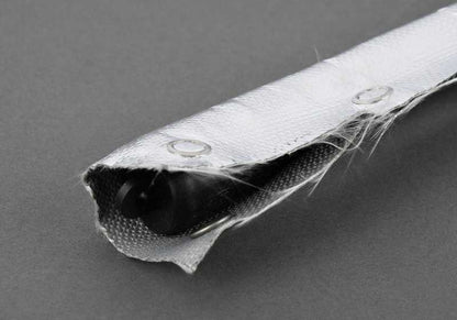 Tubo de retorno de aceite OEM 11158545789 para BMW i3 (I01, I01N). Compatible con sistema de ventilación del cárter. Original BMW.