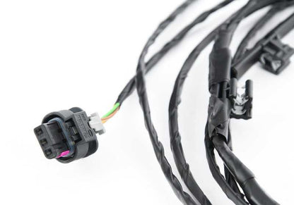 Cableado sensor aparcamiento trasero (PDC) OEM 61129208968 para BMW X5 {E70} modelos 3.0d, 3.0sd, 3.0si, 3.5d, 4.8i. Original BMW.