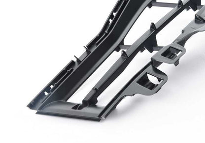Rejilla abierta derecha OEM 51117396884 para BMW F30, F31. Original BMW.