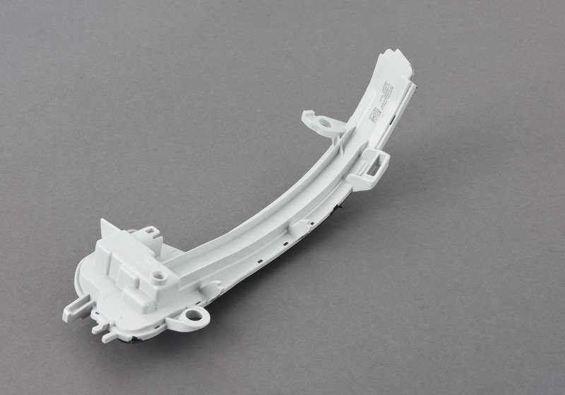 LEFT SIDE INTERMITTENT OEM 51167493897 FOR BMW F45, F45N, F46, F46N, F48, F48N, F49. Original BMW.