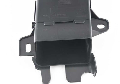 Guía de aire freno derecho OEM 51747184156 para BMW F01, F02, F04. Original BMW.