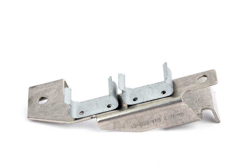Soporte para BMW E82, E88, F20, F21, F22, F23, E90, E91, E92, F30, F31, F34, F32, F33, F36, F07, F10, F11, F18, F06, F12, F13, F01N, E84, F25, F26, E70, F15, E71, F16 (OEM 11787594000). Original BMW