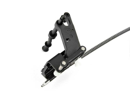 Cable de transmisión derecho para BMW E30 (OEM 54121906712). Original BMW