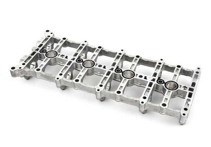 Carcasa de distribución OEM 11317797511 para BMW E81, E82, E87, E88, F20, F21, F22, E90, E91, E92, E93, F30, F31, F34, F32, F33, F36, E60, E61, F07, F10, F11, E84, E83, F25, F15 y MINI R55, R56, R57, R58, R59, R60, R61. Original BMW y MINI.