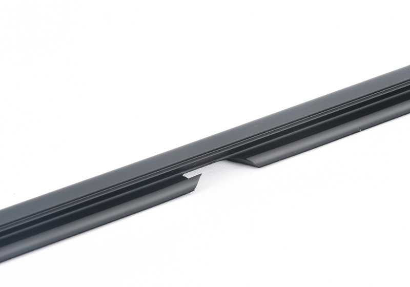 Porta di destra con birmiera esterna OEM 51357258294 per BMW F30, F80. BMW originale.