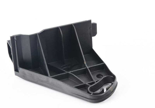 Soporte inferior derecho del radiador OEM 17118570831 para BMW X5 {E70,F15,F85} y BMW X6 {E71}. Original BMW.