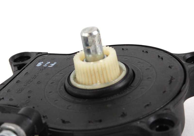 OM Front Alzacristal Crystal OEM 67628362063 per BMW 3 E46 Series, 6 E64 Series, X5 E53, Z4 E85. BMW originale.
