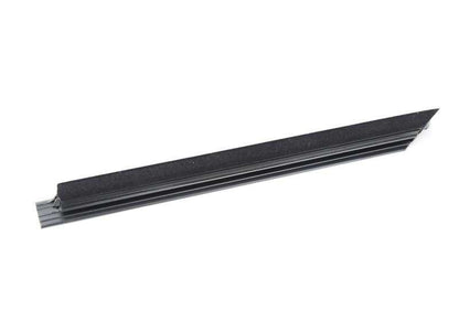 Moldura interior trasera izquierda OEM 51228218797 para BMW Serie 5 (E39). Original BMW