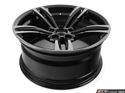 Llanta de aleación ligera 19" 9J ET29 Jet Black bicolor (M radios dobles estilo 437) OEM 36112284550 para BMW M2 F87, M3 F80, M4 F82/F83... y más. Original BMW.