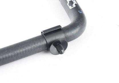 Tubo de conexión culata OEM 17128616555 para BMW F20, F21, F22, F23, F30, F31, F34, F32, F33, F36. Pieza del sistema de refrigeración. Original BMW.