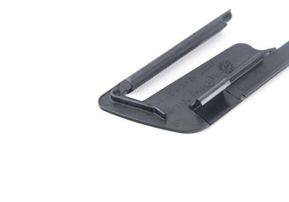 RIGHT PLAY OEM 51467286066 FOR BMW F30, F30N, F35, F35N, F80, F80N, F32, F32N, F82, F82N. Original BMW piece. Ideal to cover interior components of the vehicle.