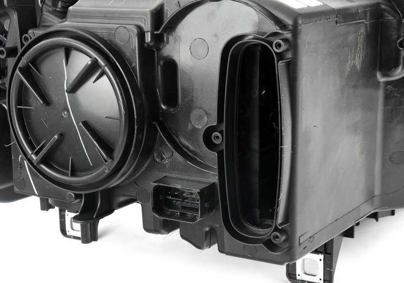 Faros Xenón Adaptativos (AHL) Izquierdo OEM 63117401141 para BMW F25 (X3) y F26 (X4). Original BMW.