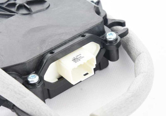 OEM 51247318696 Motor de fechamento do tronco para BMW X6 {F16, F86}. Fechamento do fechamento do portão traseiro. BMW original.
