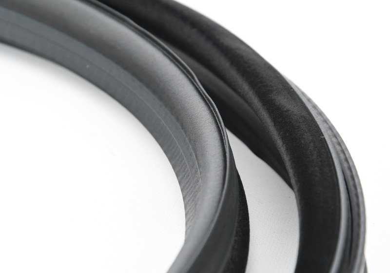 Junta de maletero OEM 51718399158 para BMW Z3 (E36) 2.8 y 3.0i. Compatible con CK31, CK41, CK51, CK53, CK61, CK63, CK71, CK73, CK81, CK83. Original BMW.