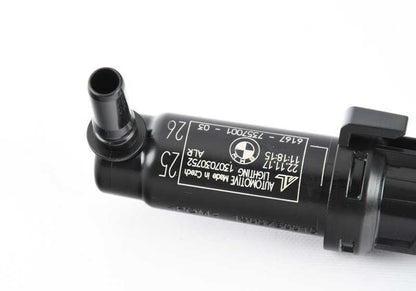 Boquilla del lavafaros izquierda OEM 61677357001 para BMW F25, F26. Compatible con modelos X3 y X4 de diversas motorizaciones y transmisiones. Recambio original BMW.