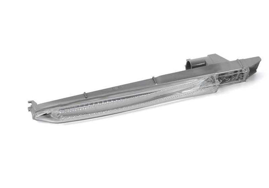 Intermitente lateral izquierdo OEM 51654805795 para BMW F10 M5 {FV91, FV92, FV93}. Original BMW.