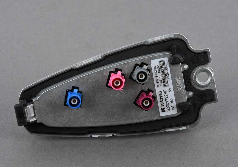 Antena de techo OEM 65209209431 para BMW F22, E91, E91N, F31, F34, F07, F07N, i12, E84, F25, F26, E70, E70N, F15, F85, E71, E72, F16, F86. Original BMW.