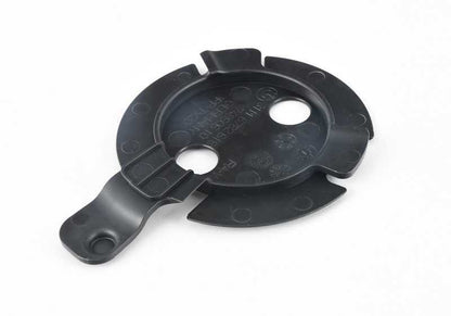 Tapa del soporte delantero OEM 31116782618 para BMW F07, F07N, F10, F10N, F11, F11N, F06, F06N, F12, F12N, F13, F13N, F01, F01N, F02N. Original BMW.