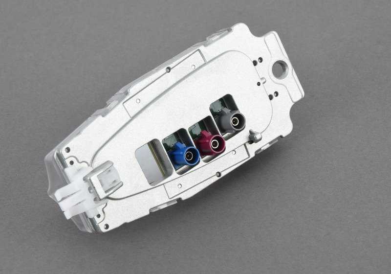 Antena de techo OEM 65208795963 para BMW F20, F21, F40, F22, F44, F45, F46, F87, F30, F31, F34, F80, G20, G21, F32, F36, F82, F07, F11, F90, G30, G31, G32, G11, G12, F48, F39, F25, G01, F97, F26, G02, F98, F15, G05, F85, F16, G06, F86, G07, I12. Orig