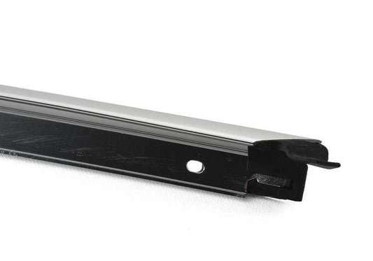 Rechte Embinedor für BMW Series 3 E46 (OEM 51718227634). Original BMW