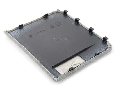 Tapa motor techo solar OEM 51448156368 para BMW E31. Color gris plata. Pieza interior original BMW.