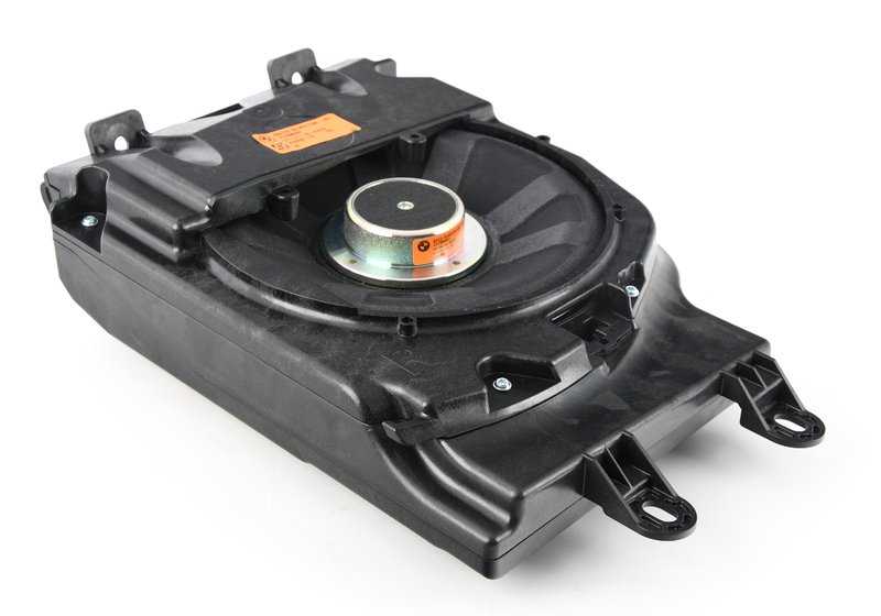 Altavoz subwoofer derecho OEM 65139143138 para BMW E65, E66 (730d, 730i, 735i). Sistema Top Hi-Fi. Original BMW.