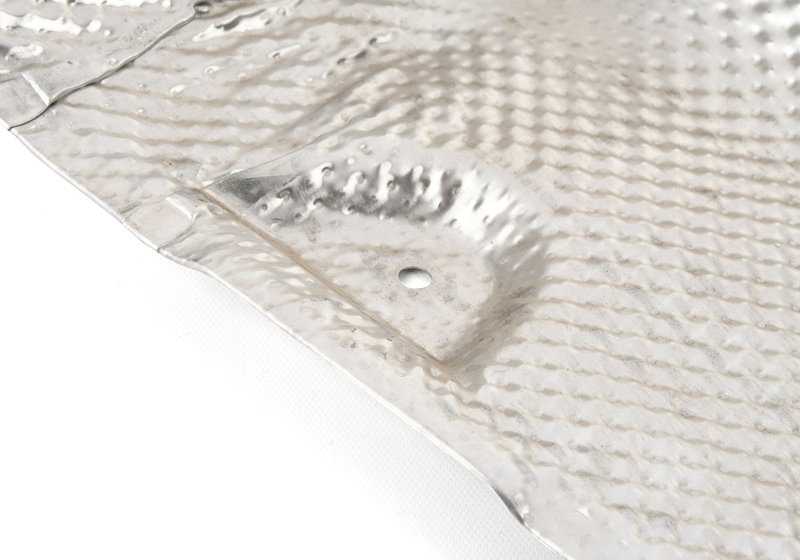 Aislante térmico paragolpes trasero derecho OEM 51487193502 para BMW F07. Original BMW.
