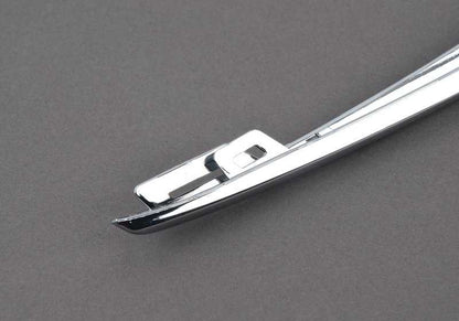 Moldura superior derecha para BMW Serie 7 G11, G12 (OEM 51117362694). Original BMW