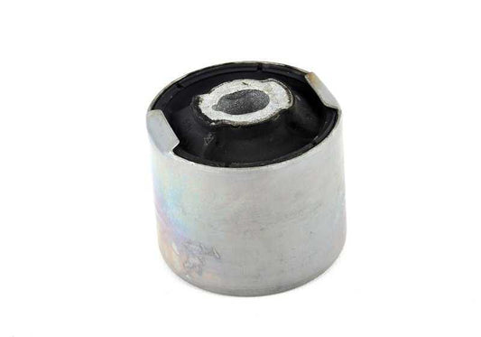 Silentblock trasero OEM 33316769376 para BMW E81 116d, 118d, 120d (todos los modelos compatibles). Pieza original BMW para la suspensión trasera. Ideal para eliminar ruidos y mejorar estabilidad.