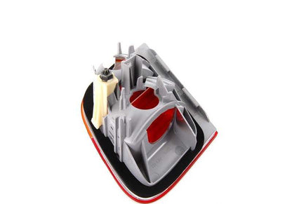 Piloto trasero portón trasero izquierdo para BMW E46 (OEM 63216907945). Original BMW