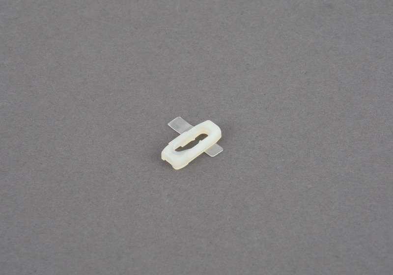 Clip de moldura OEM 51361857609 para BMW E21. Original BMW.