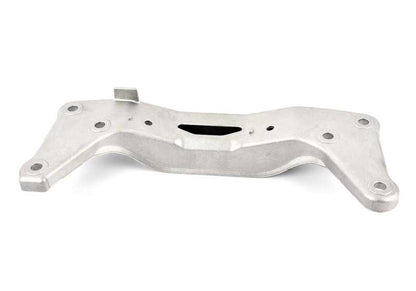 Soporte de transmisión OEM 22321095890 para BMW E38 750i con cambio automático. Compatible con versiones GG01, GG02, LGJ01, LGJ02, LGJ03, LGK21, LGK22, LGK23, SGK01 y SGK02. Original BMW.