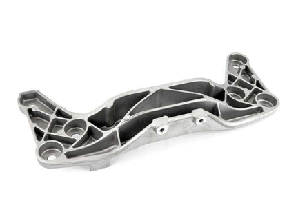 Soporte de transmisión OEM 22321095890 para BMW E38 750i con cambio automático. Compatible con versiones GG01, GG02, LGJ01, LGJ02, LGJ03, LGK21, LGK22, LGK23, SGK01 y SGK02. Original BMW.