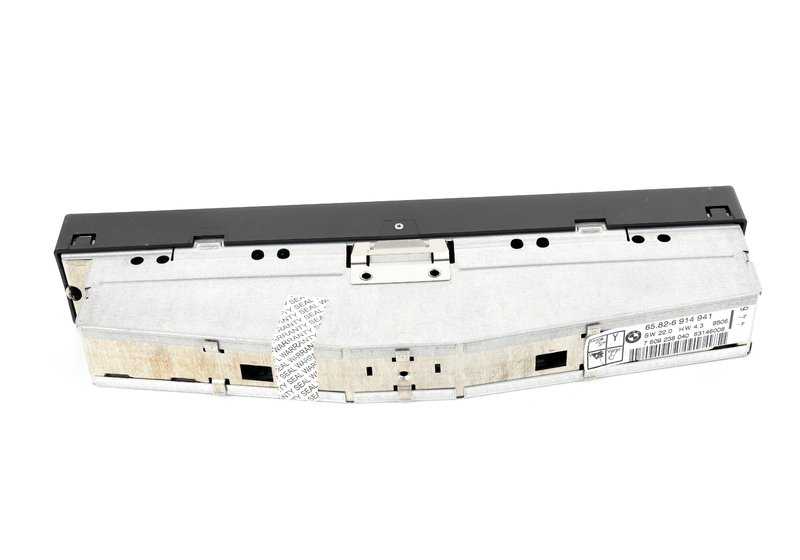 Multi-Informationsbildschirm für BMW E39 (OEM 65826914941). Original BMW