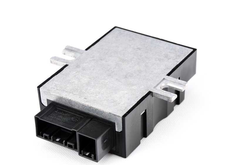 Fuel pump control unit for BMW E83N, E85, E86 (OEM 16146766003). Original BMW