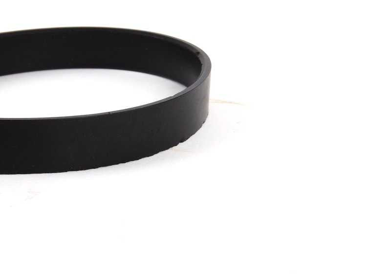 OEM rubber ring 13711702002 for BMW E34, E39, E32, E38, E31. Original BMW piece, used in admission systems and flowmeters. Ideal replacement to maintain the perfect component adjustment.
