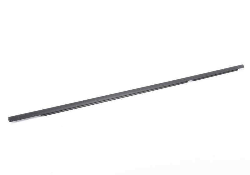 Cubierta embellecedora exterior puerta trasera derecha OEM 51357140732 para BMW E91. Original BMW.