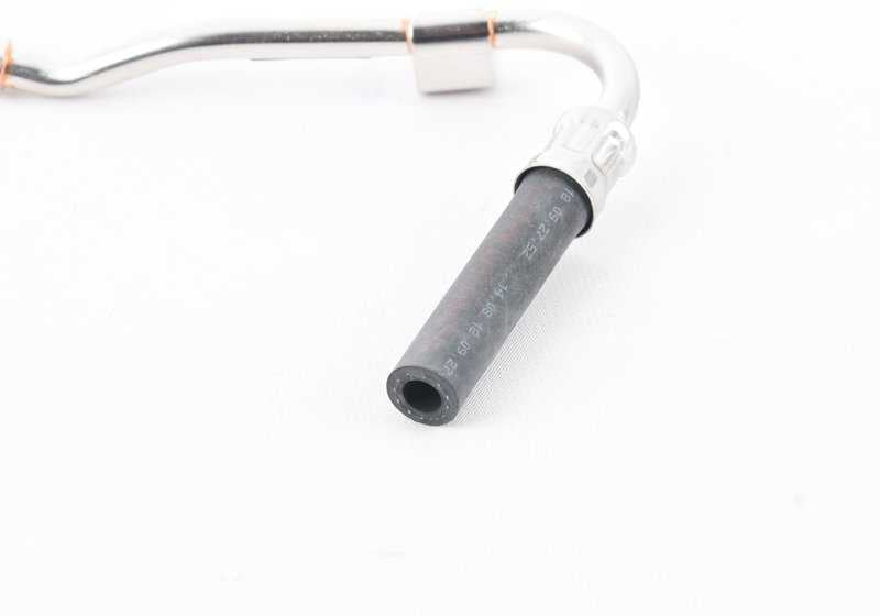 Exhaust pressure tube for BMW 1 E81 series, E82, E87N, E88, F20, F20N, F21, F21N, Series 2 F22, Series 3 E90N, E91N, E92, E92N, E93, E93N, F30, F30N, F31, F31N, F34, Series 4 F32, F33, F33, F3 E60N, E61N, F07, F10, F11, X1 E84, X3 E83N, F25 (OEM 136