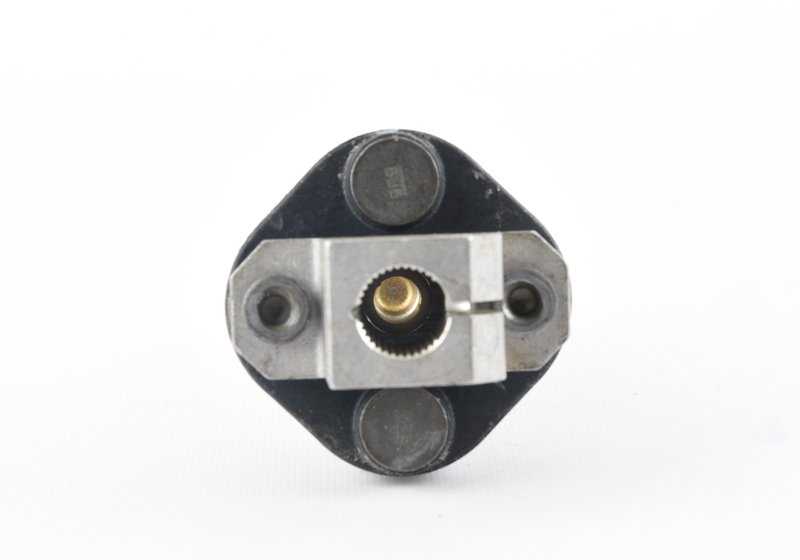 Cruceta de dirección OEM 32312226131 para BMW E30 M3 {E30 M31001, M31005, M31007, M3 BB01, M3 BB05}. Pieza original BMW.