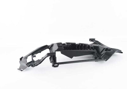 Soporte derecho para faro antiniebla OEM 51117399978 para BMW X3 G01. Original BMW.