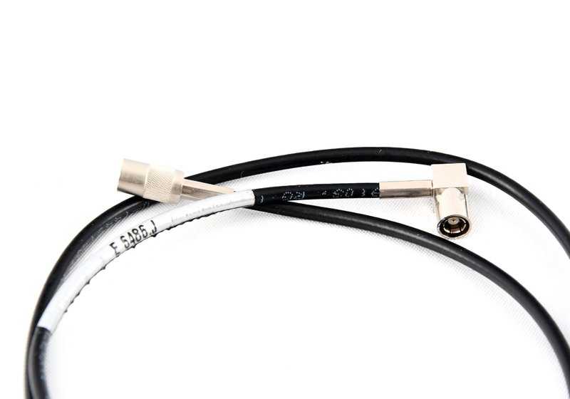 CD changer connection cable for BMW E38 7 Series (OEM 65128361177). Original BMW