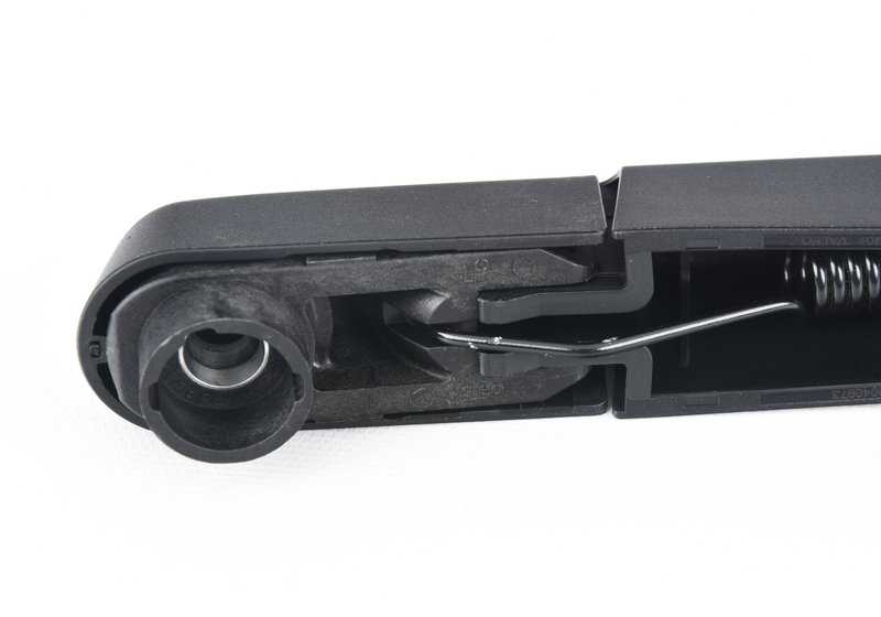 Brazo limpiaparabrisas trasero OEM 61627306460 para BMW i3 (I01, I01N). Original BMW.