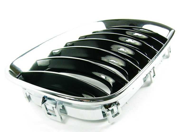 Front right decorative grille for BMW X3 E83, E83N (OEM 51133414904). Original BMW