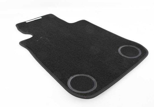 Alfombrilla de terciopelo conductor antracita OEM 51477265437 para BMW E81, E82, E88. Recambio original BMW.