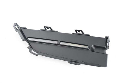 Tapa entrada de aire izquierda OEM 51117459519 para BMW X3 G01. Repuesto original BMW.