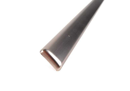 Moldura embellecedora puerta trasera derecha OEM 51422694094 para BMW E39. Original BMW.