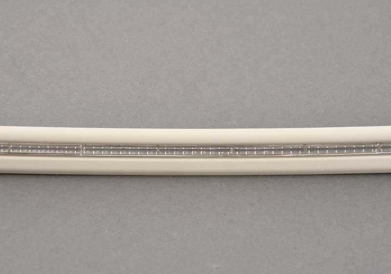 Luz LED para asiento base OEM 52107226812 para BMW F07, G32, F01, F02, F04, G11, G12, F15, F16. Original BMW.