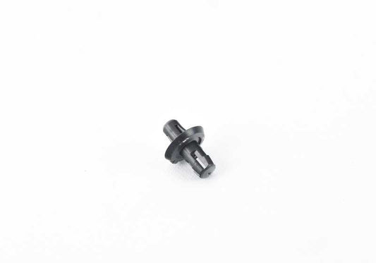 Clip sujeción OEM 07147245545 para BMW F30, F34, F80, F25, F26. Uso común en insonorización del compartimento motor. Compatible con múltiples versiones de 316d, 316i. Original BMW.